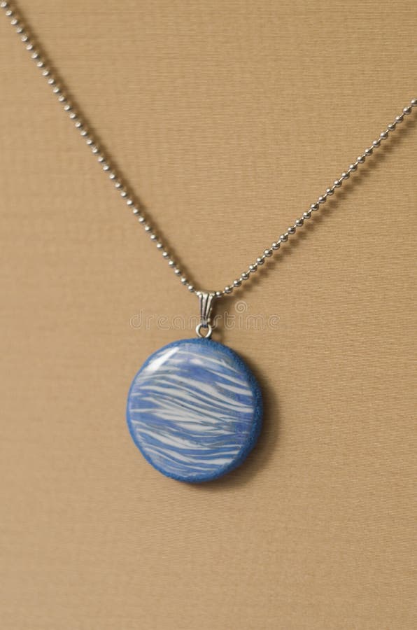 Hecho a La Arcilla Del Polímero Foto de archivo - Imagen de metal, muchacha: 127529638