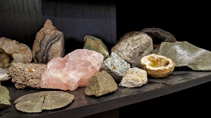 Collection de roche avec le quartz