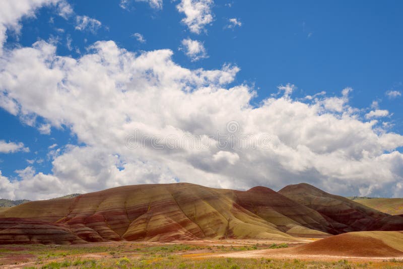 Colline dipinte John Day Fossil Beds fotografia stock libera da diritti Colline dipinte John Day Fossil Beds fotografia stock libera da diritti