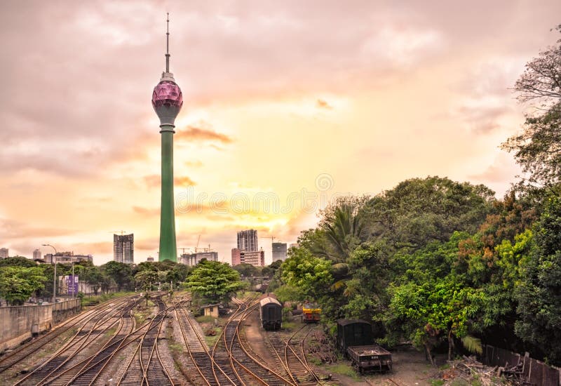 Colombo/Sri Lanka - 17 de marzo de 2018: Colombo Lotus Tower fotos de archivo libres de regalías Colombo/Sri Lanka - 17 de marzo de 2018: Colombo Lotus Tower fotos de archivo libres de regalías