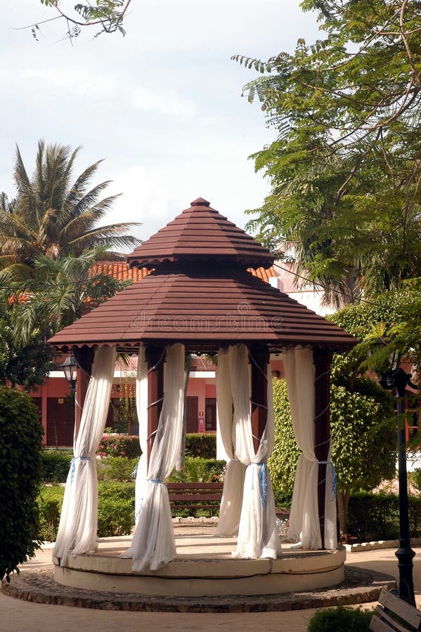 Colonial gazebo