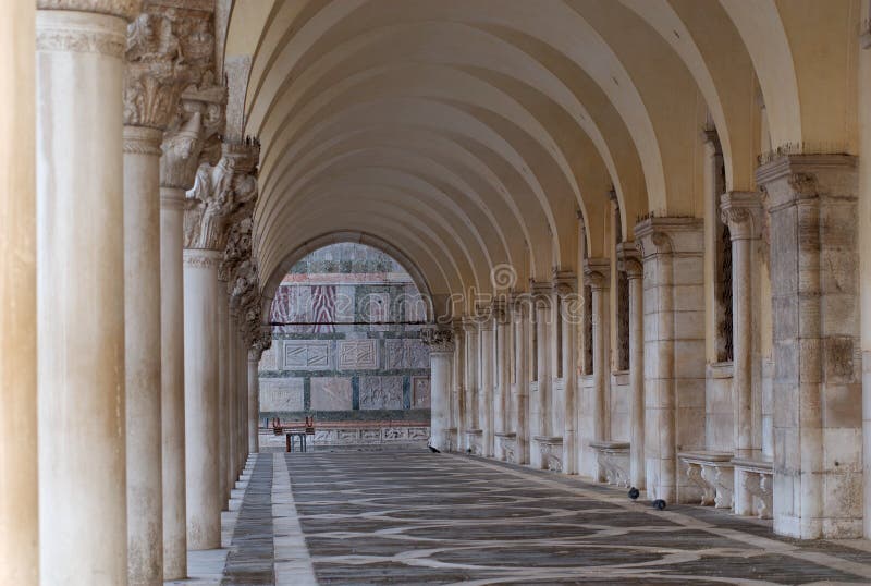 Colonnade, Doge s Palace, Venice, Italy