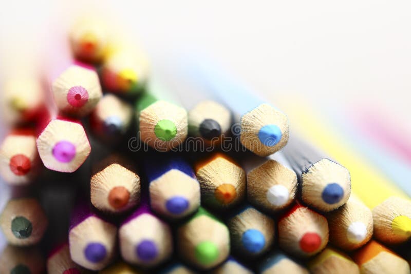 Color pencil