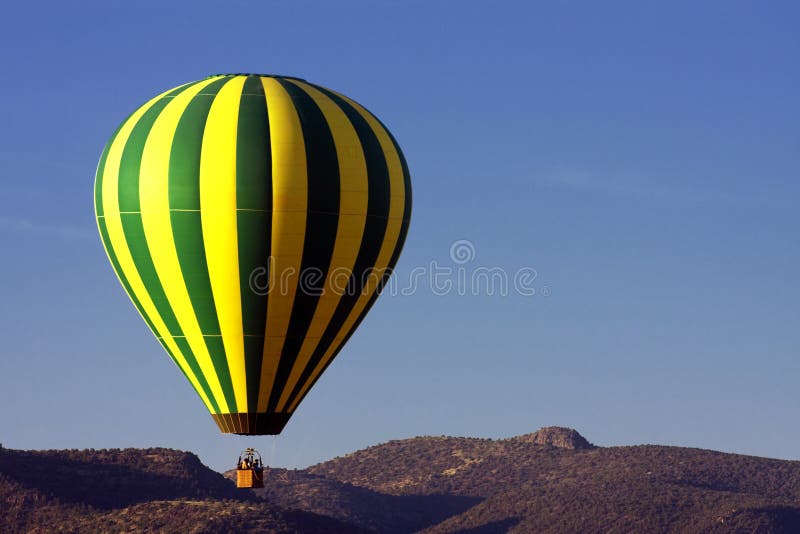 Colorful Hot Air Balloon Over The Arizona Desert stock photography Colorful Hot Air Balloon Over The Arizona Desert stock photography
