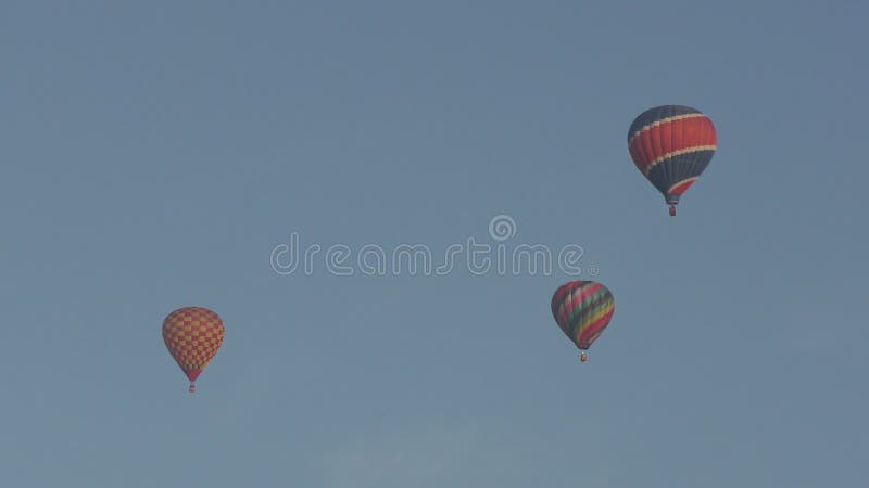 Colorful hot air balloons in 4K