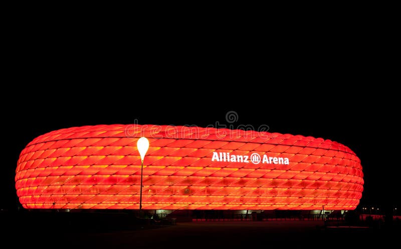 Lightning Above Allianz Arena Editorial Photo - Image of sport, arena ...