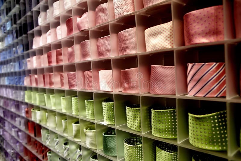 necktie matching color