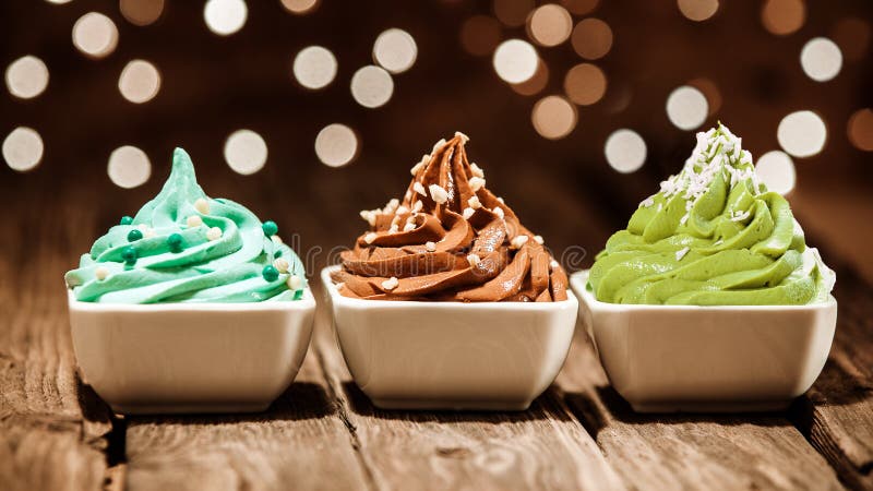 Colorful row of frozen yogurt desserts at a party royalty free stock photography Colorful row of frozen yogurt desserts at a party royalty free stock photography