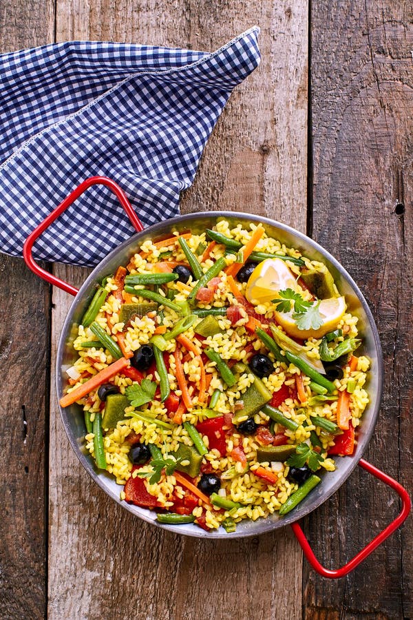 Vegetarian Paella - Spanish Rice Stock Photo - Image of green ...