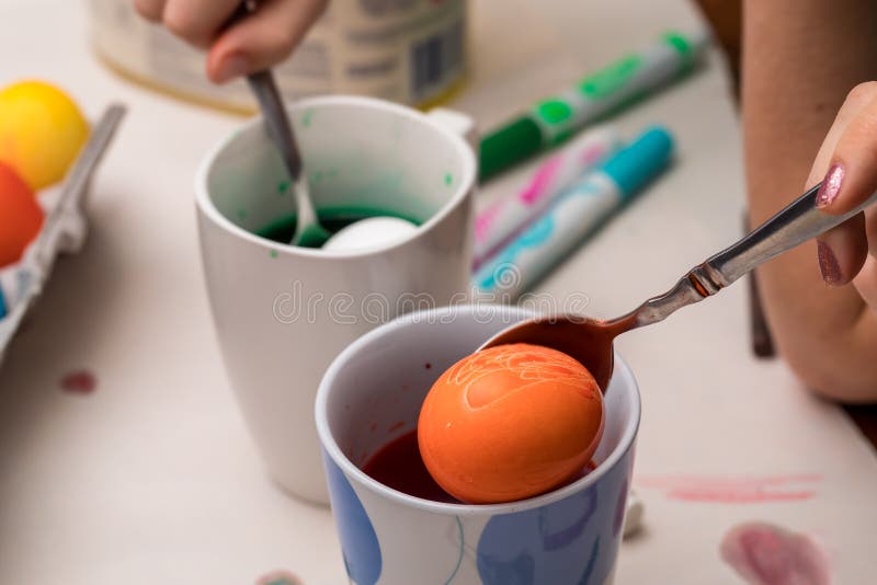 Dying an egg stock photo. Image of nutritious, preparation 108347314