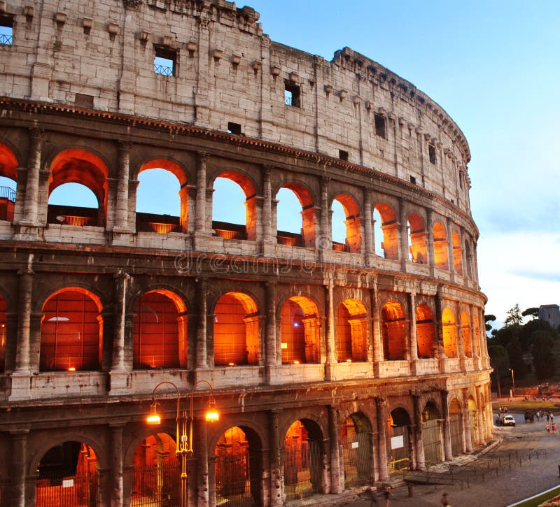 Colosseum στοκ εικόνα με δικαίωμα ελεύθερης χρήσης Colosseum στοκ εικόνα με δικαίωμα ελεύθερης χρήσης