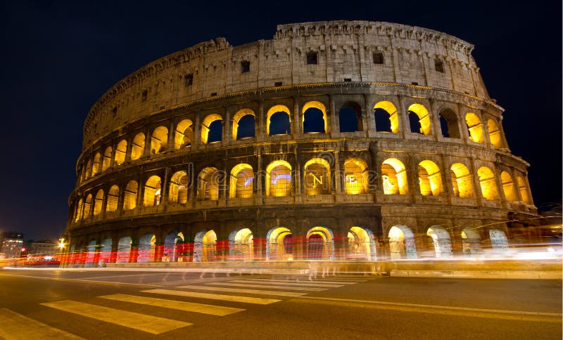 Colosseum par nuit