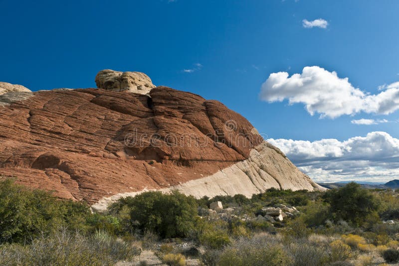 Colourful rocks in Red Rock Canyon State Park