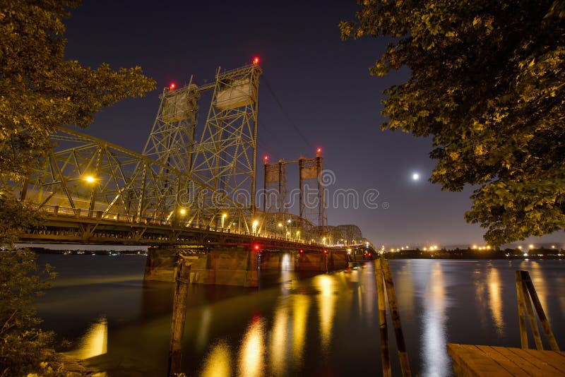 Columbia River Crossing Interstate Bridge at Night. Columbia River Crossing I-5 Interstate Bridge at Night stock photography Columbia River Crossing Interstate Bridge at Night. Columbia River Crossing I-5 Interstate Bridge at Night stock photography