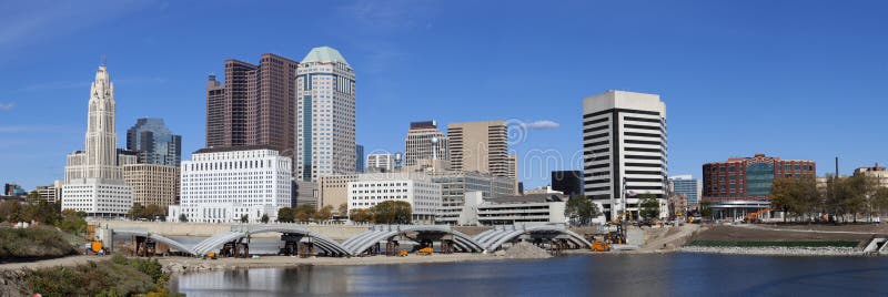 Columbus Ohio (panoramisch) lizenzfreies stockbild Columbus Ohio (panoramisch) lizenzfreies stockbild