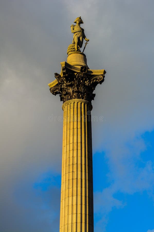 Columna de Nelsons - Trafalgar Square fotos de archivo libres de regalías Columna de Nelsons - Trafalgar Square fotos de archivo libres de regalías