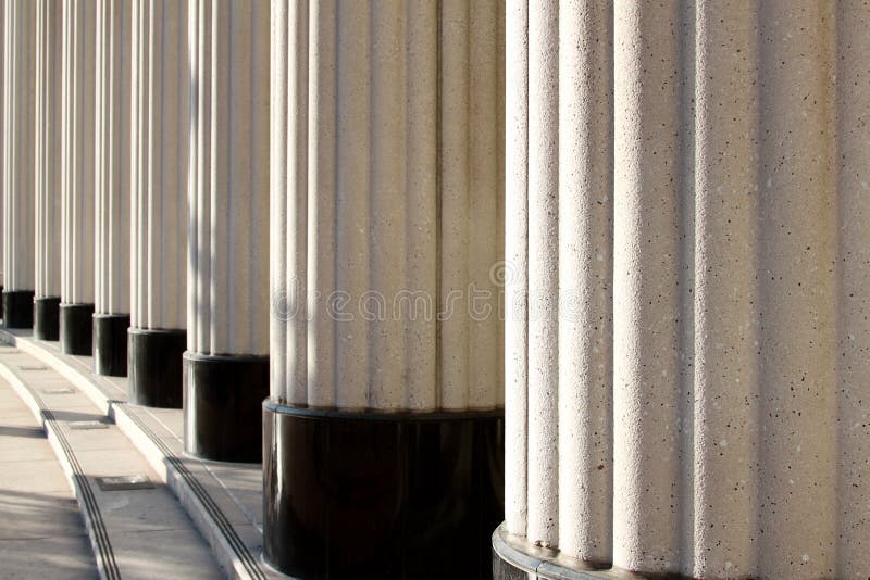 Colunas de justiça fotografia de stock royalty free Colunas de justiça fotografia de stock royalty free