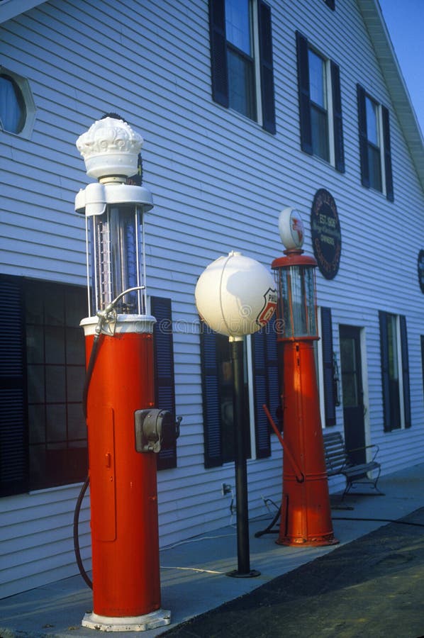 Combination Country Store and Gas Station, Bourbon, MO Editorial Stock