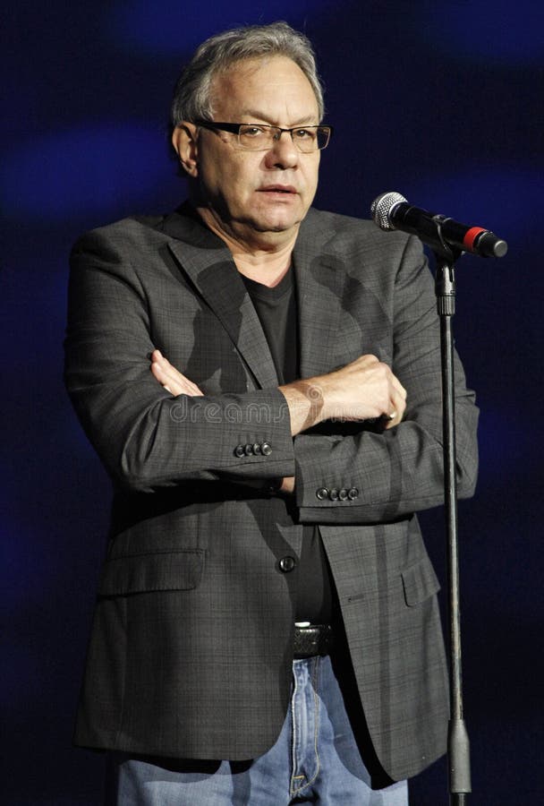 lewis-black-performs-stand-up-editorial-image-image-of-comedy