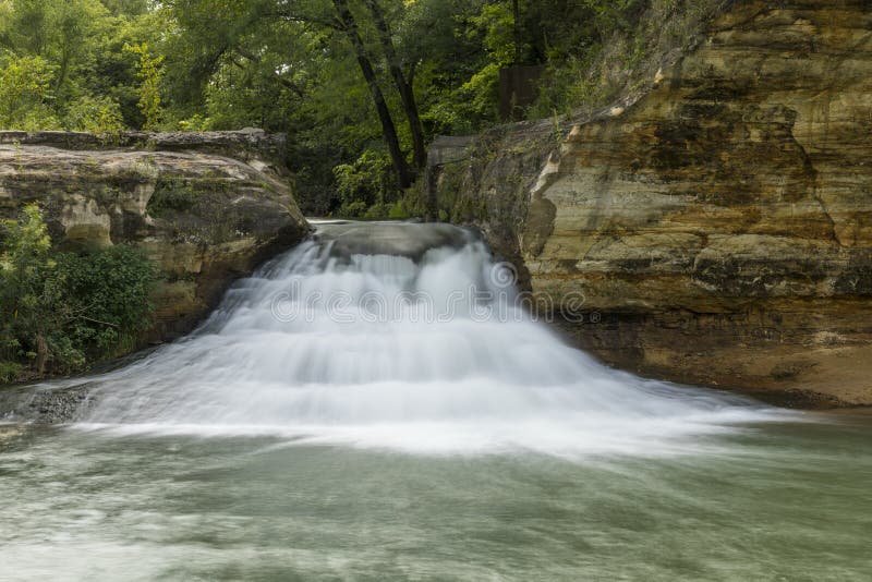 Como Falls in Autumn stock image. Image of cliff, cascade 102005359