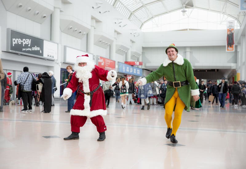 Cosplay masculino fotografías e imágenes de alta resolución - Alamy