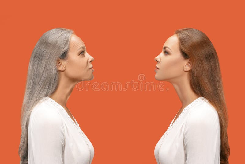 comparação Retrato da mulher bonita com problema e conceito limpo da pele, do envelhecimento e da juventude, tratamento da beleza fotos de stock royalty free comparação Retrato da mulher bonita com problema e conceito limpo da pele, do envelhecimento e da juventude, tratamento da beleza fotos de stock royalty free