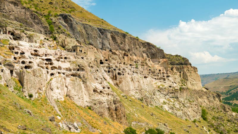 Complexe de monastère de caverne de Vardzia, Lesser Caucasus, la Géorgie image stock Complexe de monastère de caverne de Vardzia, Lesser Caucasus, la Géorgie image stock