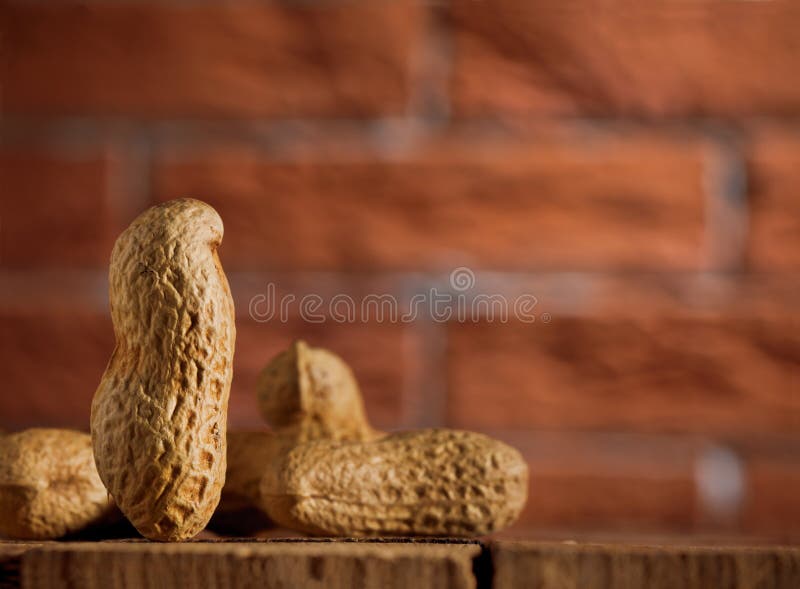 Composition of peanuts