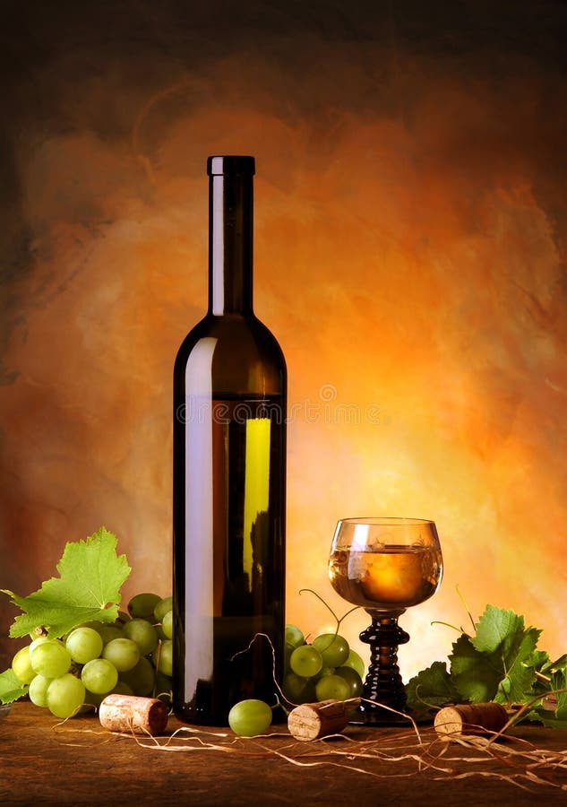 Composizione nel vino fotografia stock libera da diritti Composizione nel vino fotografia stock libera da diritti