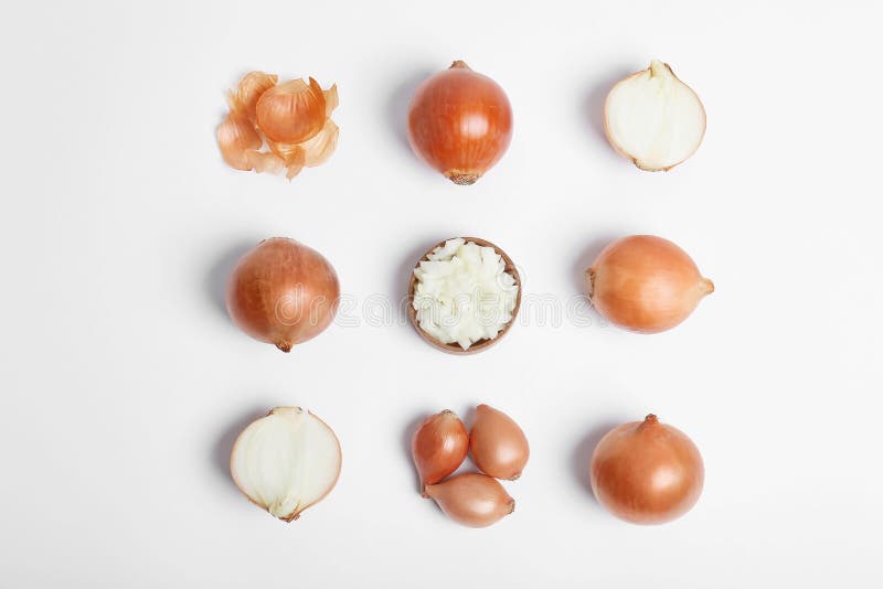 Compoziție frumoasă cu ceapă coaptă stock photo