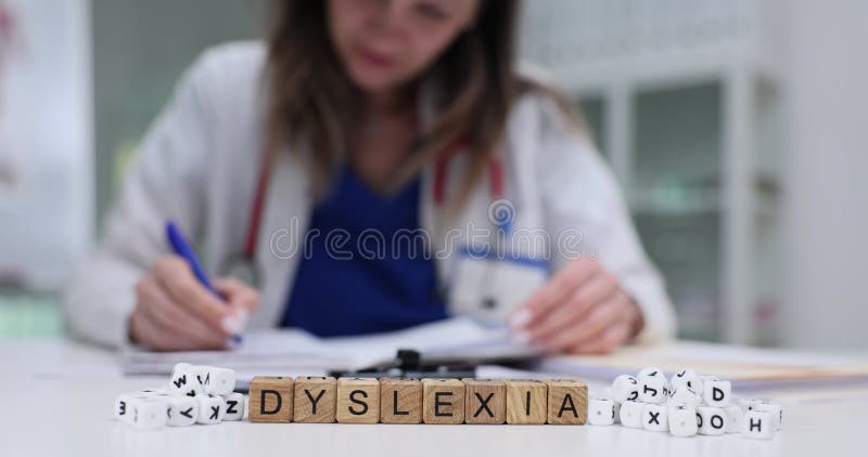 Comprender las valiosas ideas y perspectivas de la dislexia desde un profesional médico metrajes
