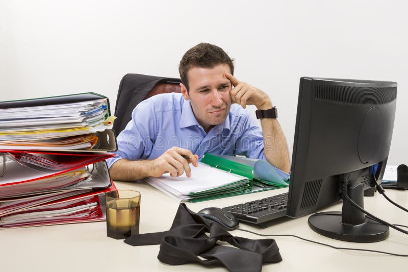 Comptable confus au travail images libres de droits Comptable confus au travail images libres de droits