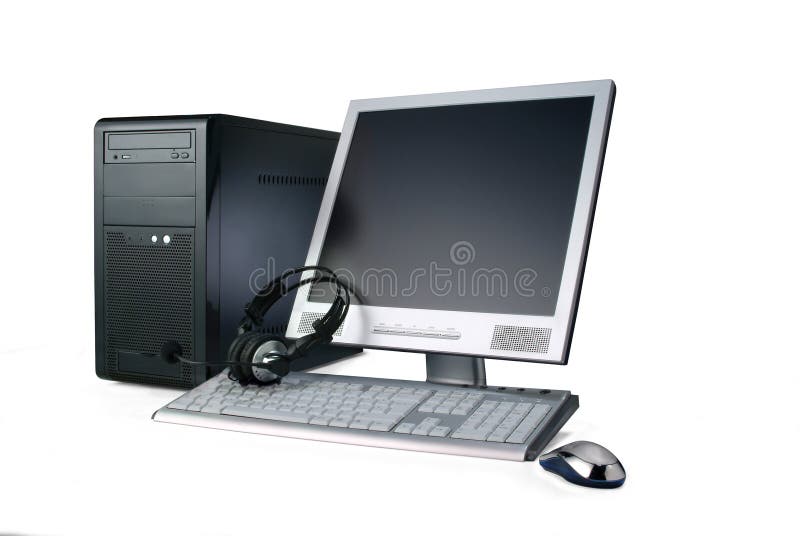 Čierna prípade počítača s lcd monitor, klávesnica, telefóny a myš, izolované nad bielymi.