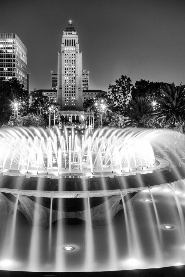 Comune di Los Angeles come visto dal grande parco immagine stock libera da diritti Comune di Los Angeles come visto dal grande parco immagine stock libera da diritti