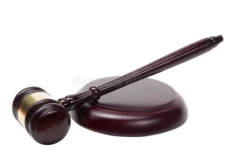Conceito da lei - martelo de madeira dos juizes isolado sobre foto de stock Conceito da lei - martelo de madeira dos juizes isolado sobre foto de stock