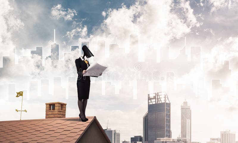 Conceito da segurança interna e da proteção de privacidade com cabeça de câmera fotografia de stock royalty free