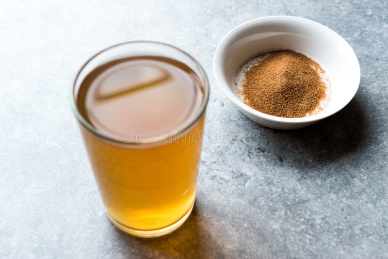 Concentrated Herbal Tea Powder for Stomach Gastric Problem / Lemon Flavored royalty free stock photography Concentrated Herbal Tea Powder for Stomach Gastric Problem / Lemon Flavored royalty free stock photography