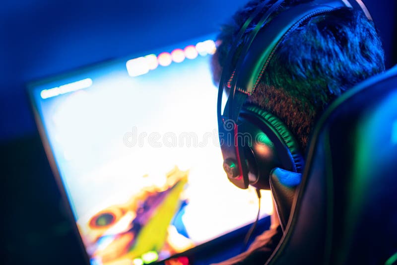 Multiplayer Games Stock Photos & Royalty-Free Images