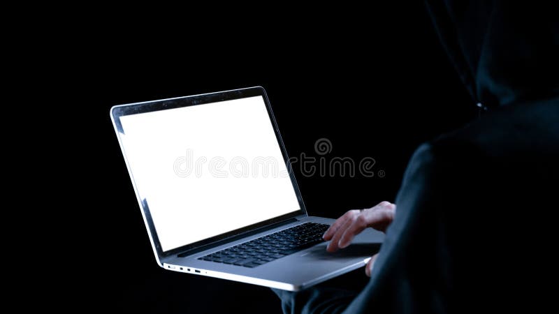 Concept de atacator cibernetic. tehnologie internet web hack. laptop digital în hacker manual, izolat pe negru. date royalty free stock images