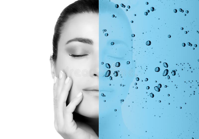 Concept de beauté avec le recouvrement d'hydration de l'eau photo stock Concept de beauté avec le recouvrement d'hydration de l'eau photo stock