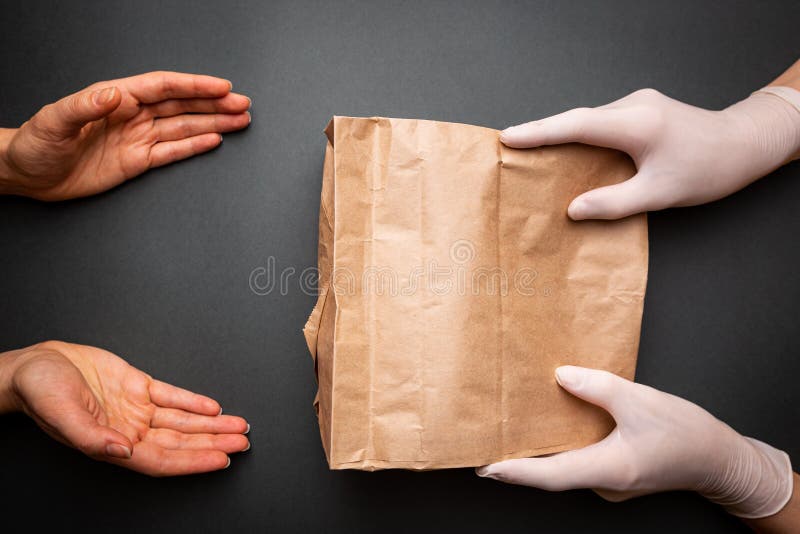 Concept de livrare fără contact stock photos