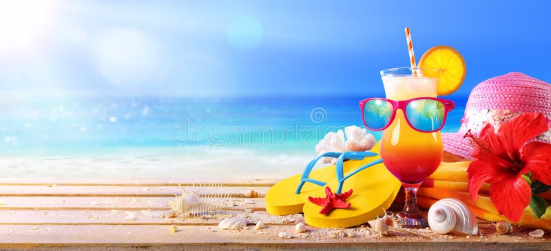 Concept de plage - cocktail de lever de soleil de tequila photos stock Concept de plage - cocktail de lever de soleil de tequila photos stock