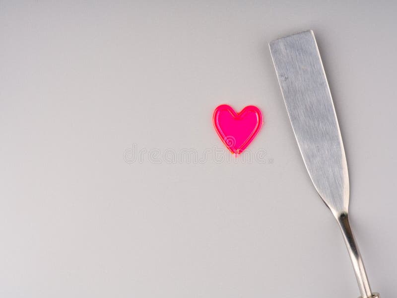 grace ⸆⸉ misses taylor on Twitter "draw a heart over your keyboard and