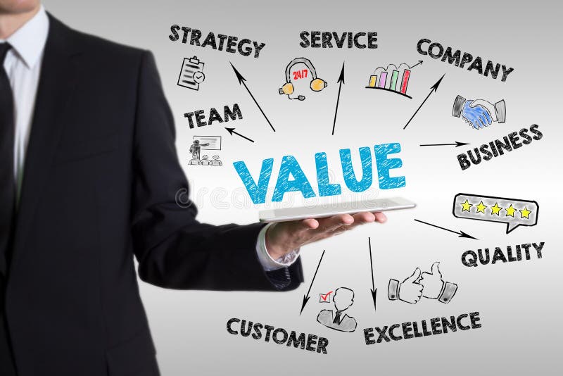 Concept valoare. om care deține un calculator tabletă royalty free stock images