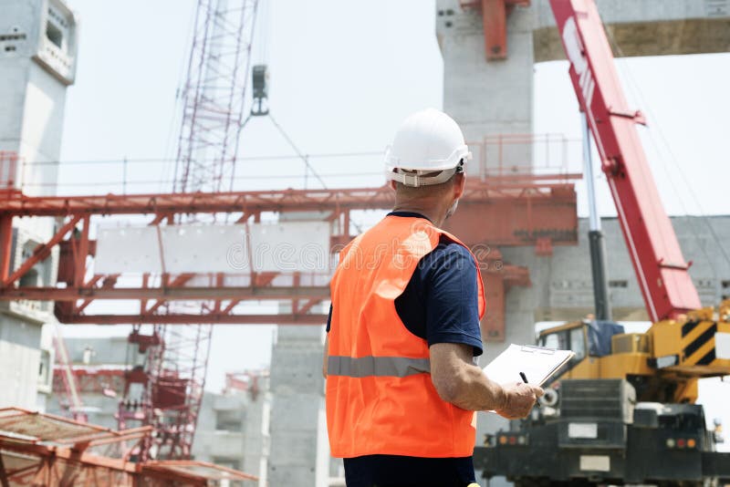 Concepto de la carrera de la seguridad primero de la construcción de la arquitectura imagenes de archivo Concepto de la carrera de la seguridad primero de la construcción de la arquitectura imagenes de archivo