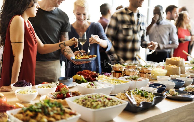 Concepto de la comida del abastecimiento del restaurante de la cena de la comida fría Concepto de la comida del abastecimiento del restaurante de la cena de la comida fría