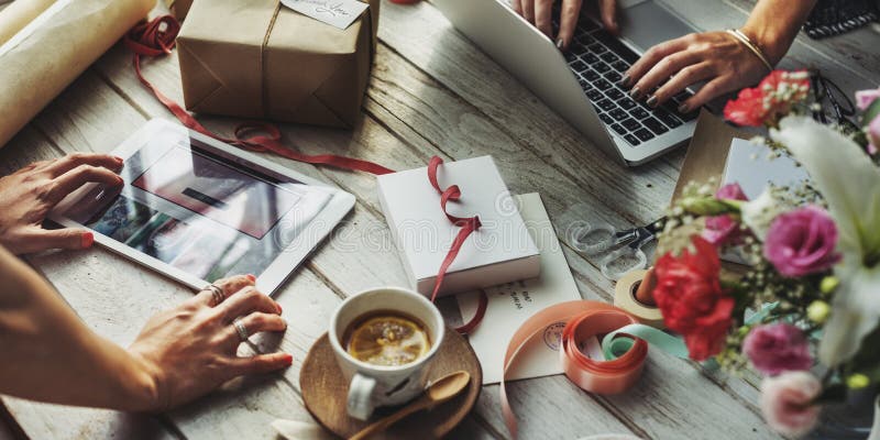 Concepto de la venta de las actividades bancarias del descuento de la promoción de venta del verano fotos de archivo Concepto de la venta de las actividades bancarias del descuento de la promoción de venta del verano fotos de archivo