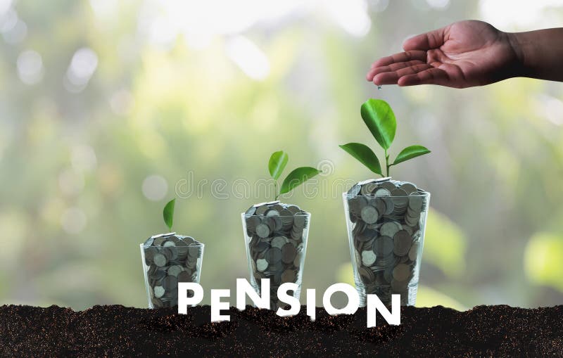 Concepto de los ahorros del dinero de la pensión y retiro y peopl financieros fotos de archivo libres de regalías Concepto de los ahorros del dinero de la pensión y retiro y peopl financieros fotos de archivo libres de regalías