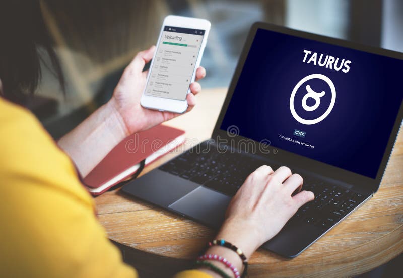 Concepto de Taurus Zodiac Horoscope Sign Galaxy imágenes de archivo libres de regalías Concepto de Taurus Zodiac Horoscope Sign Galaxy imágenes de archivo libres de regalías