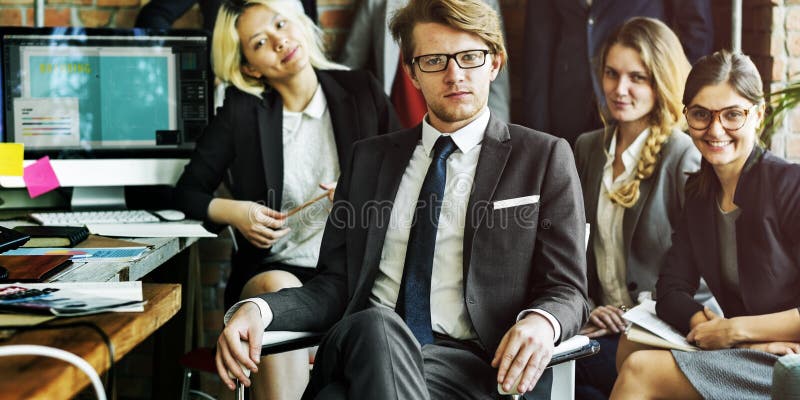 Concepto del trabajo del empleo del trabajador no manual del trabajo en equipo imágenes de archivo libres de regalías Concepto del trabajo del empleo del trabajador no manual del trabajo en equipo imágenes de archivo libres de regalías